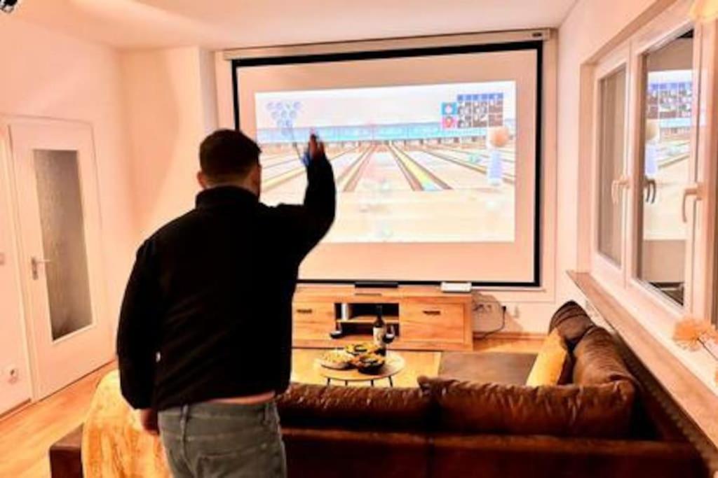 Appartement Modern & Stilvoll Mit Kino - Wii à Essen Extérieur photo
